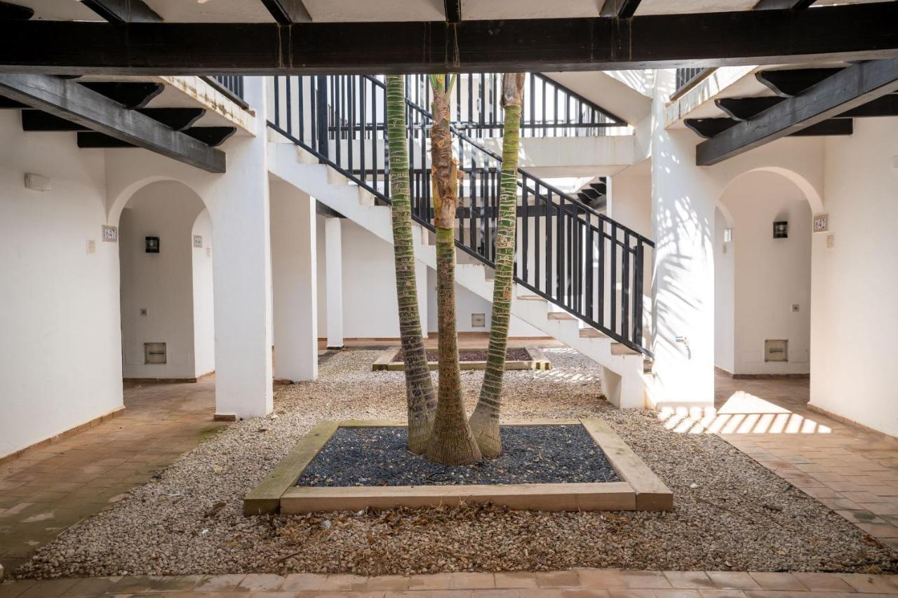 Aparthotel Seth Sa Mirada Arenal d'en Castell Exterior foto